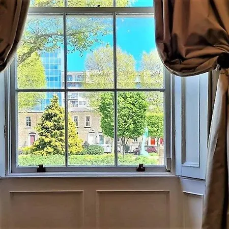 Grand Georgian With Period Charm 3 Bed * Dublino